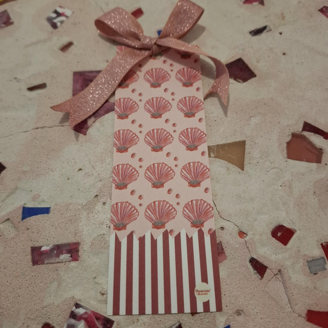 Maa1 marque page coquillage rose