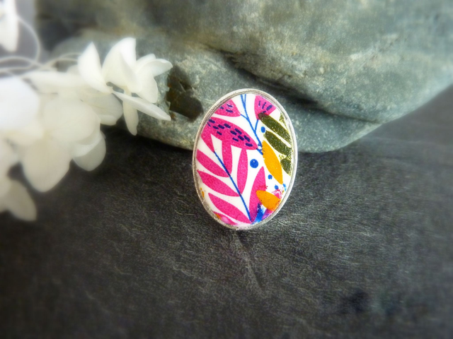 Bague ovale - Pigment de feuilles