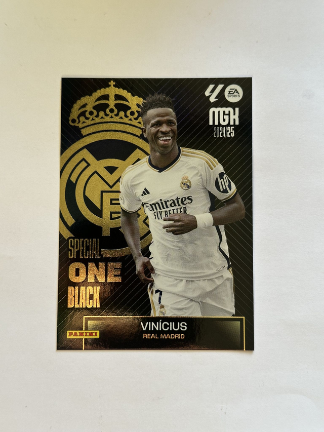 Vinicius - Real Madrid - Special One Black MGK 25/26
