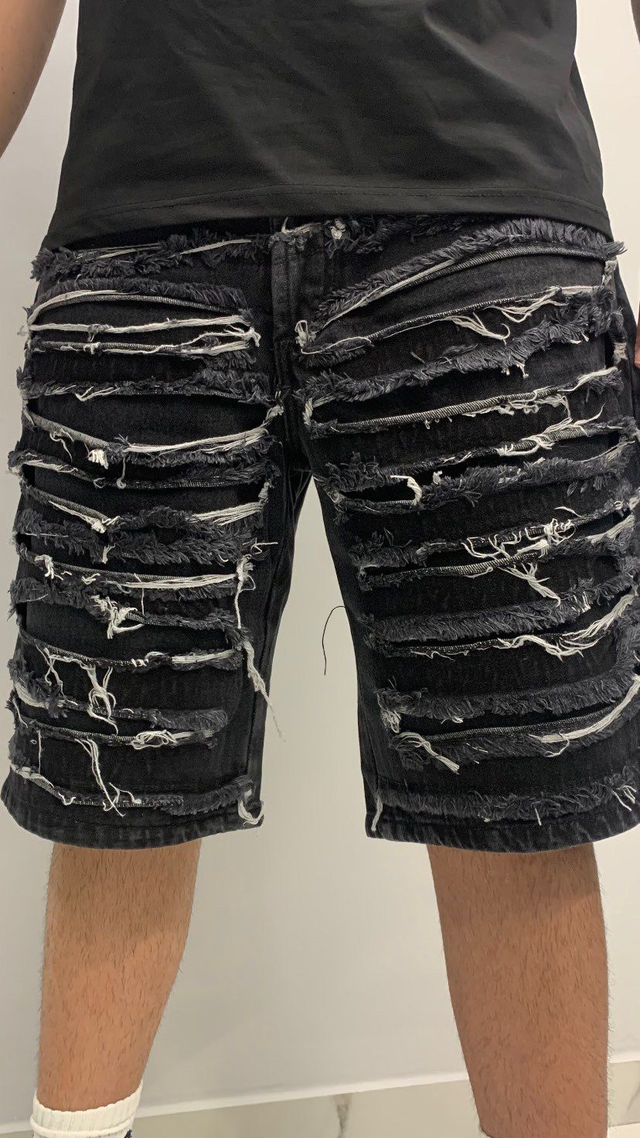 SHORT RIPPED
