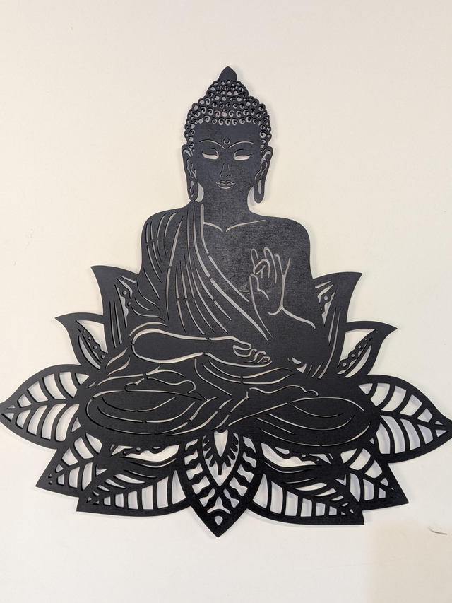 Bouddha sur son lotus 