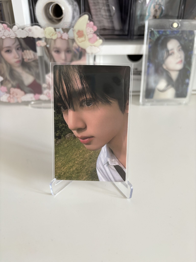 PC OFFICIEL DE HANYUJIN DE ZB1