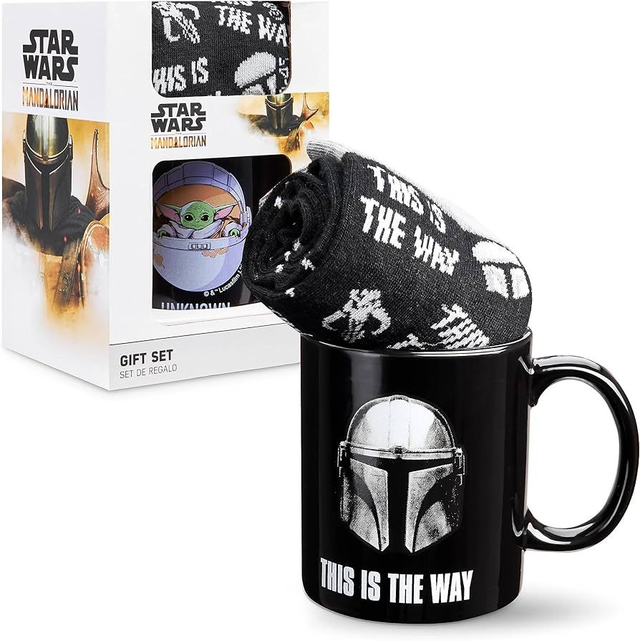 The Mandalorian: Mug and Socks Set