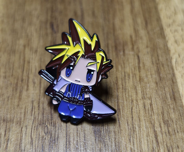 PIN&#039;S Héros épéiste