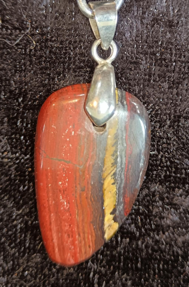 oeil de fer (pendentif) 