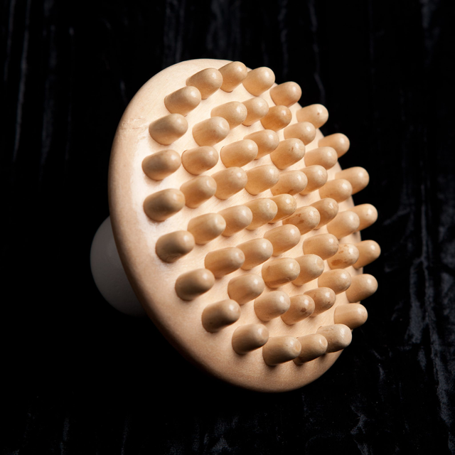 Brosse massante bois