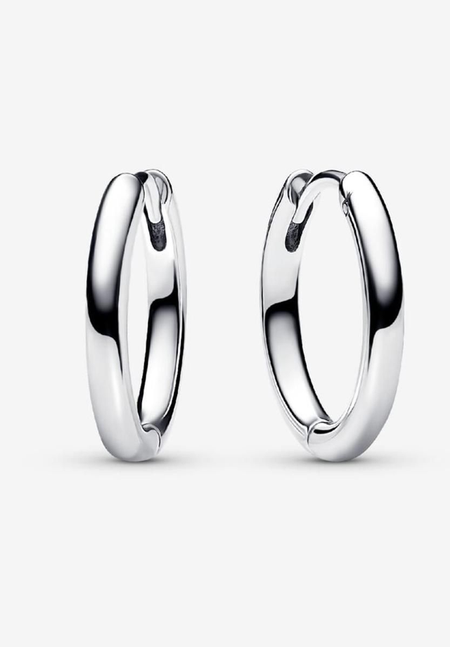 Boucles d'Oreilles Créoles à Charms de 18 mm Pandora Moments