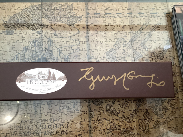 Baguette Pius Thicknesse (Guy Henry) signée