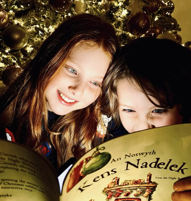 An Noswyth Kens Nadelek - Cornish / English Edition