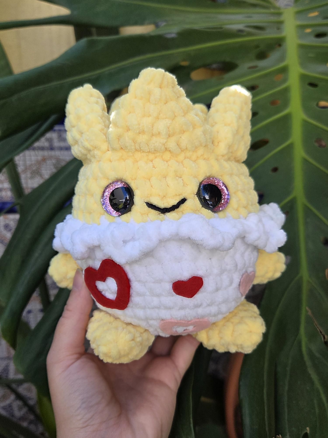 Togepi con corazones 