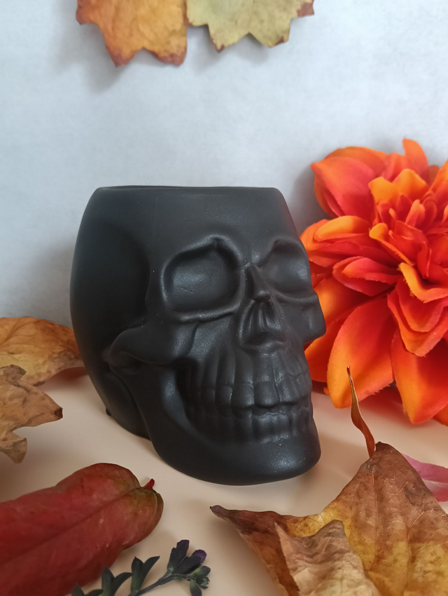 Brûleur à parfum – Crâne Noir