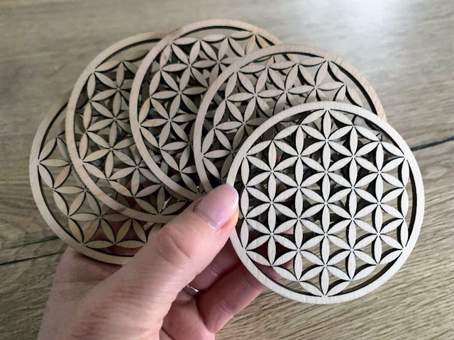 Fleur de vie en bois 8cm