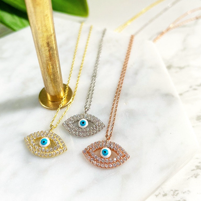 Eye Shaped  Cut Out Diamond Pendant Necklace