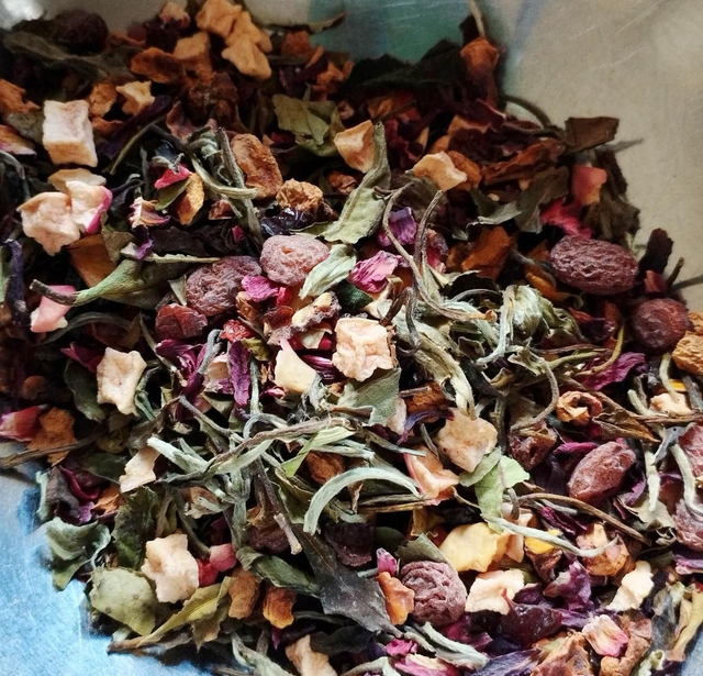 ROSÉE DES FÉES (thé aux fruits)