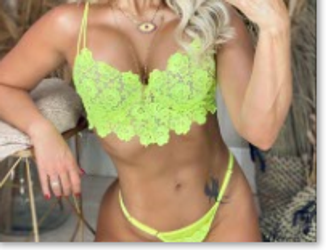 Conjunto Cropped Verde Neon y Braguita con Laterales Regulables o en Tule bordado