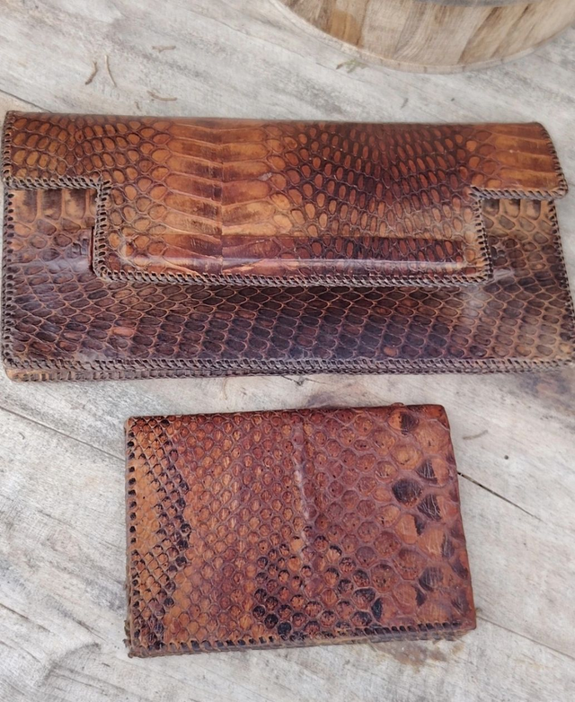 Ancienne Pochette peau de serpent 