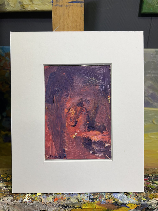 Fragment 724 „Im roten Schweigen“ von Rostyslav Voronko, Öl auf Karton, 2024 – Rot-Violette Komposition mit stiller Intensität.