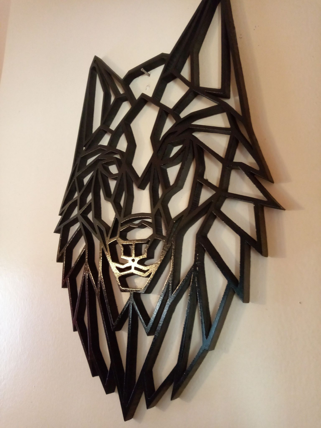 Loup géométrique en Bois