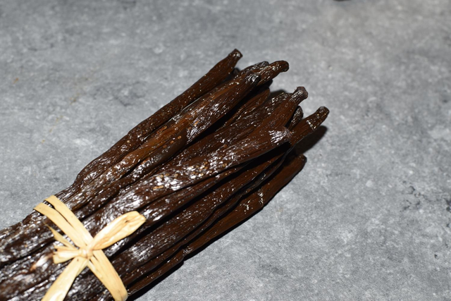 Vanille Bourbon - 20 Gousses de 17Cm et +