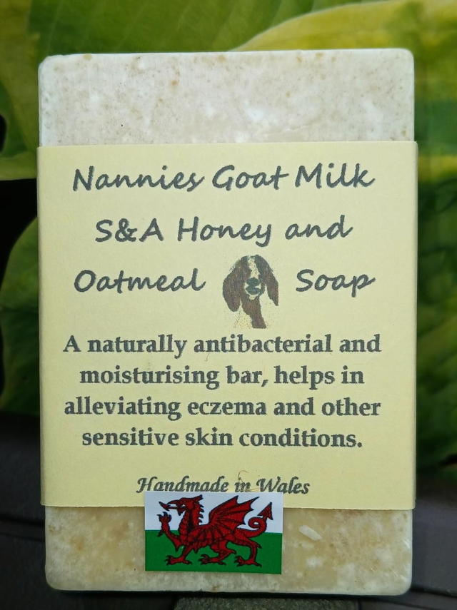 S&A Honey and Oatmeal 