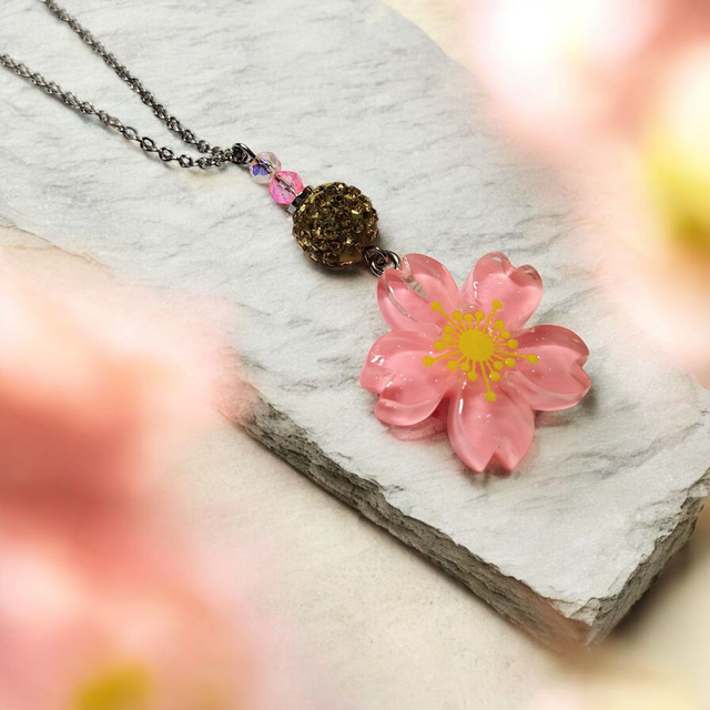 Collier acier inoxydable et cristal rose