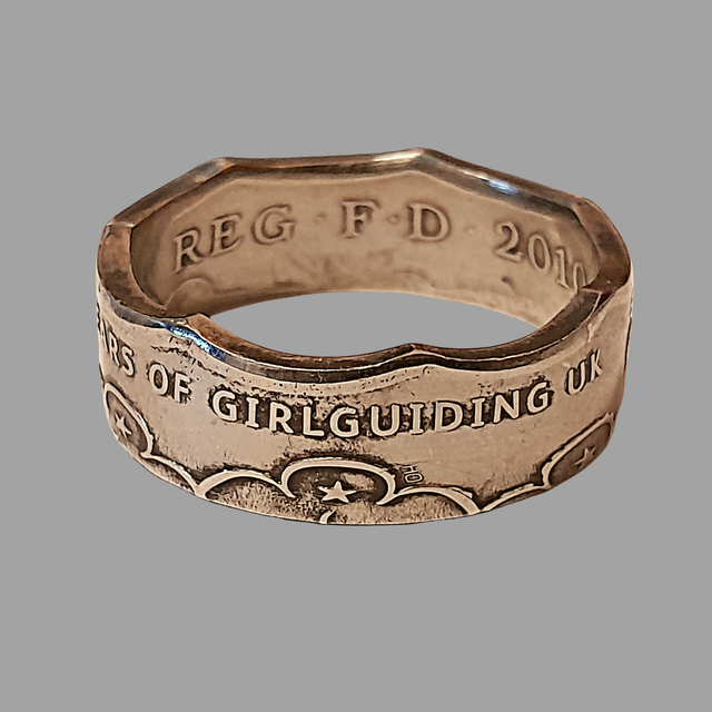 British Fifty Pence 100th anniversary of Girl Guides 2010 Coin Ring     