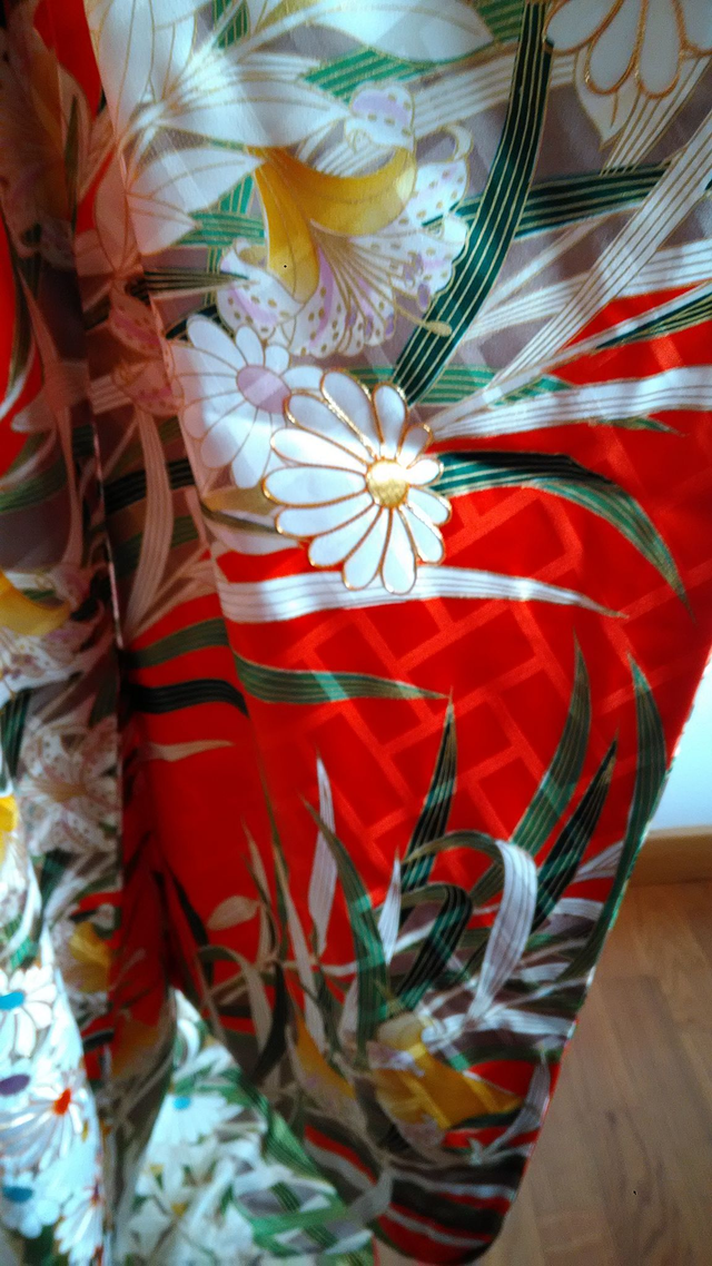 Orange Colour Vintage Japanese Kimono,Lily and Marguerite Flower Pattern Long sleeves Wedding Kimono,Flower Embroidered Silk Kimono