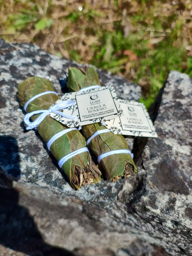 Ataditos de Laurel y Romero