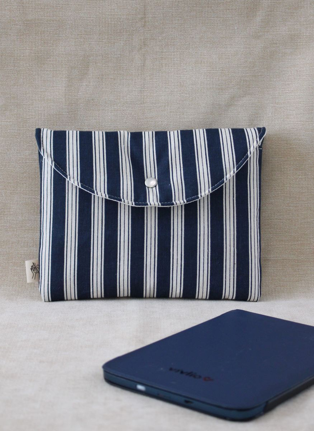La Pochette à Livre et Liseuse - modèle "Deauville"