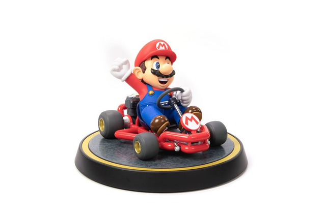  Mario Kart: Mario Standard Edition Figure