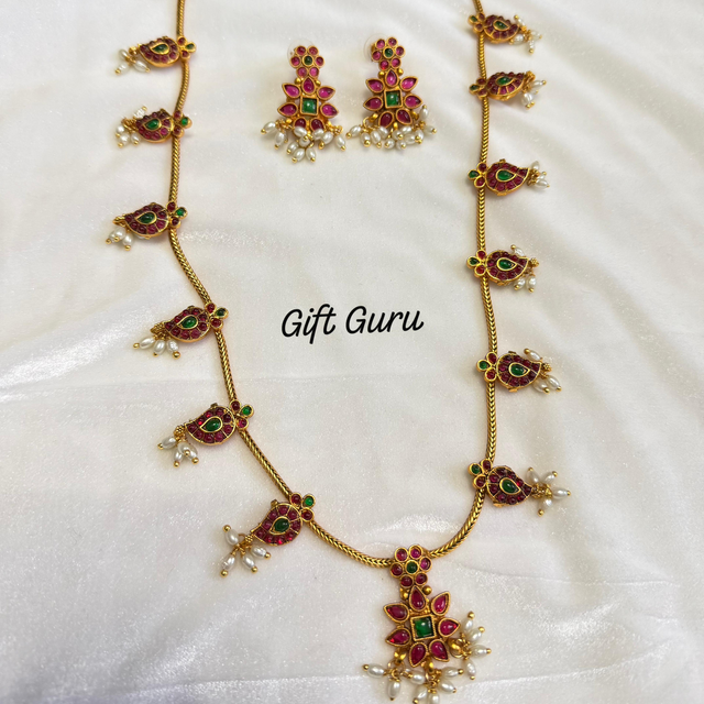 Ruby Green stone medium/long haram 