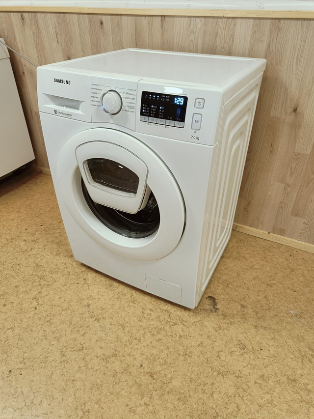Samsung AddWash 7kg pesukone