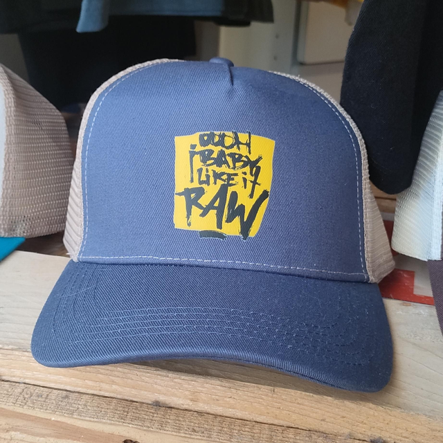 GORRA TRUCKER RAW
