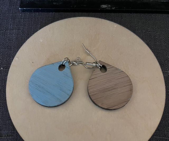 Les boucles en chêne et bleu 