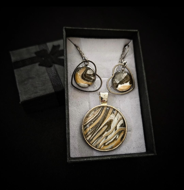 "Tiger Queen" jewellery gift set