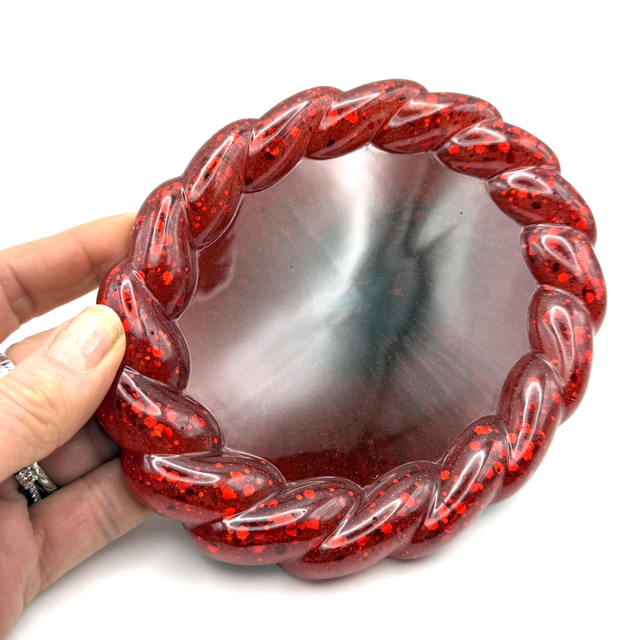 Vide poche Spaghettis nuances de rouge et paillettes 