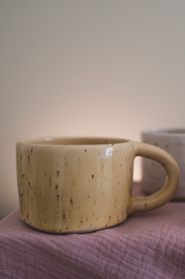 Mug Moutarde tacheté 💛