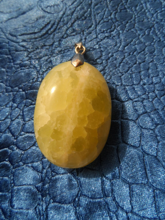 Pendentif Cabochon Calcite jaune