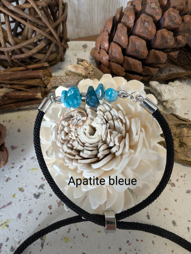 Bracelet cordon Chips Apatite bleue 