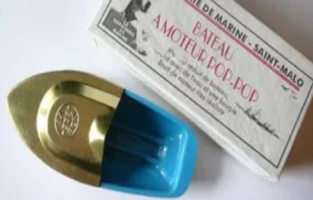 Pop pop Bateau Vedette moteur Petit modèle 