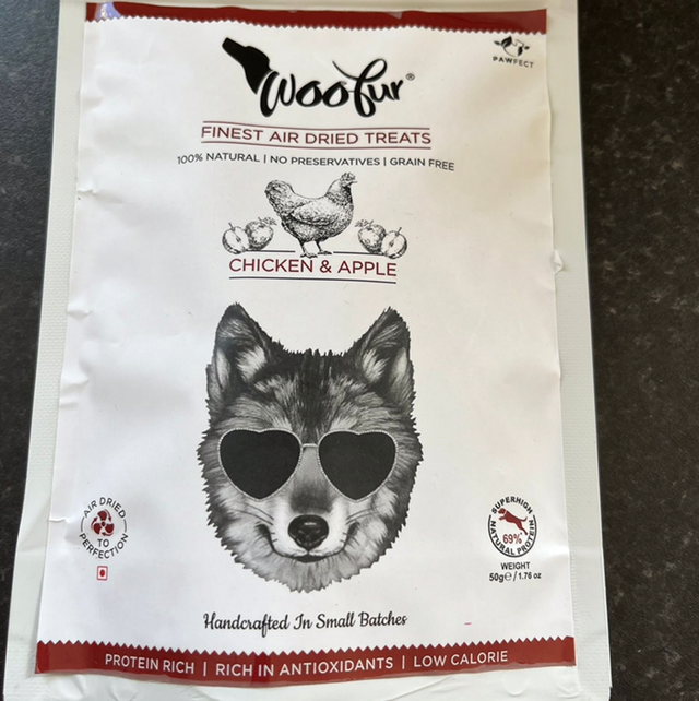 Woofur Air Dried Gourmet Chicken and Apple