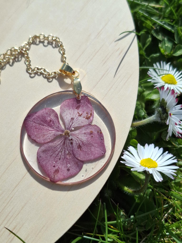 Collier hortensia 