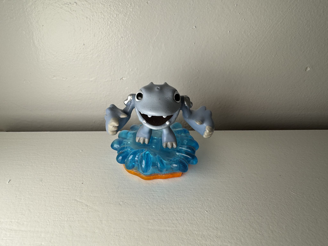 Thumpling - Water - Sidekick - Skylanders - Giants