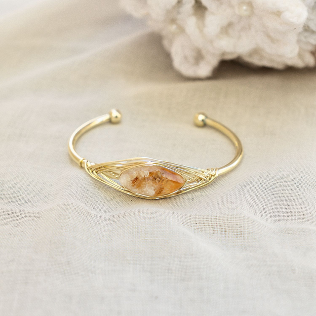 Citrin nyitott karperec