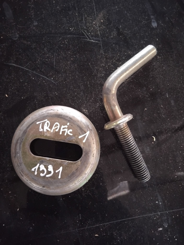 Support roue de secours