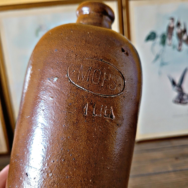 Bouteille carafe en grès marron MOPS 1L