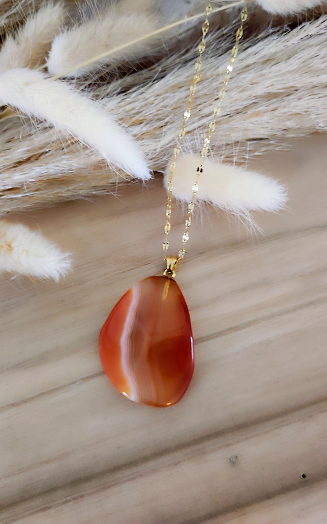 Pendentif "Isis" Agate de Botswana orange