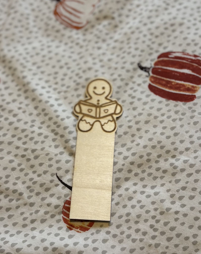 Reading Gingerbread Wooden Bookmark | Perfect for Festive Readers