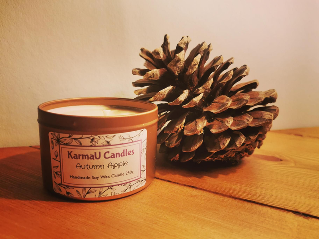 Autumn Apple soy wax candle