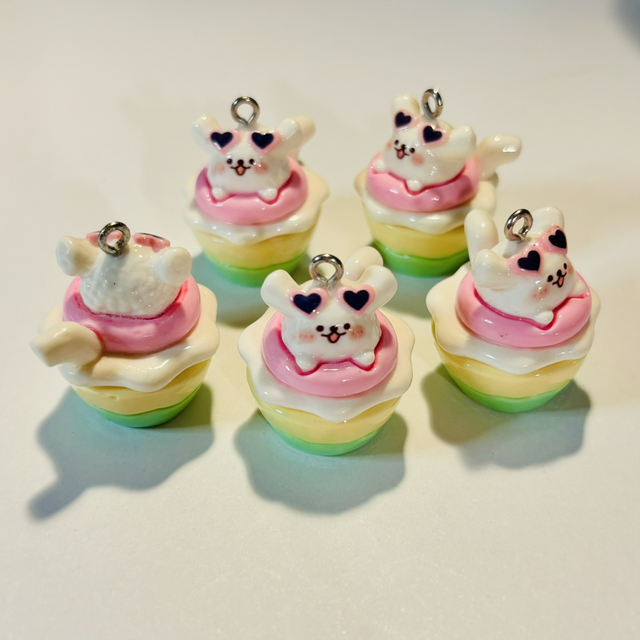 Cute Kawaii Happy Puppy Desert pendant figure x 1